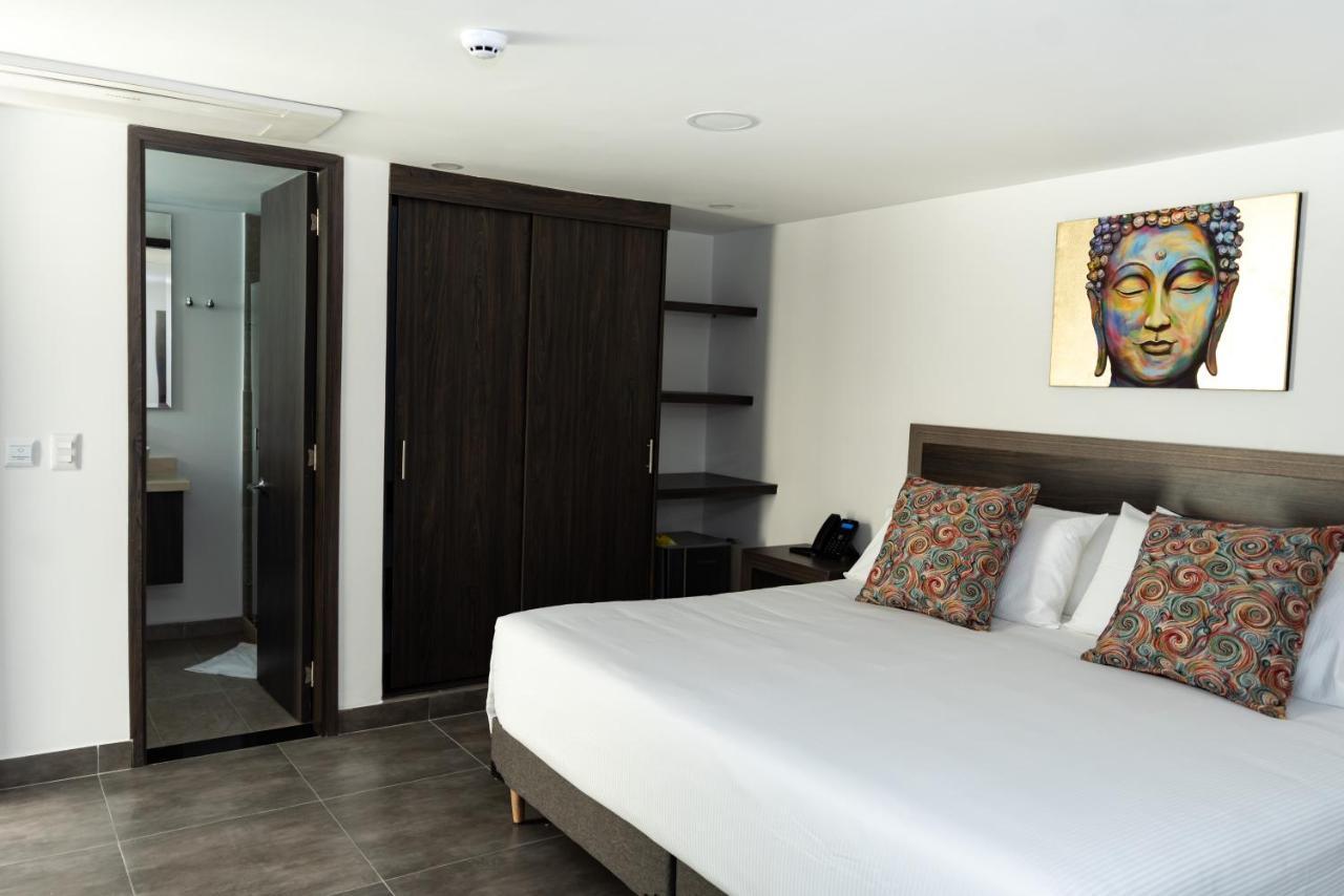 Hotel Qatar Cali Exterior photo